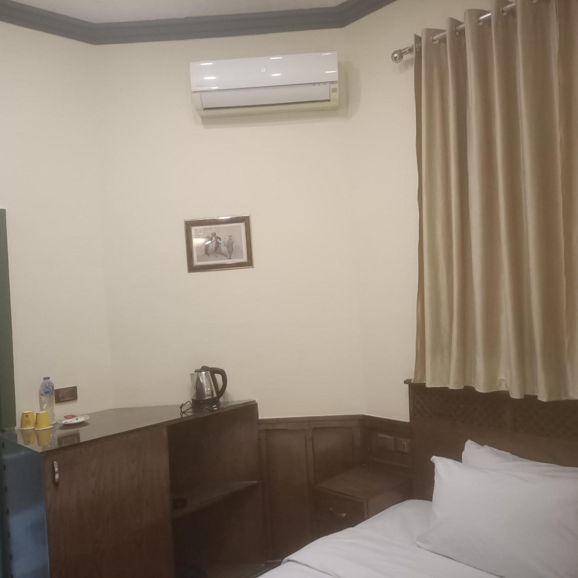 Carlton Downtown Cairo Hotel Exterior photo